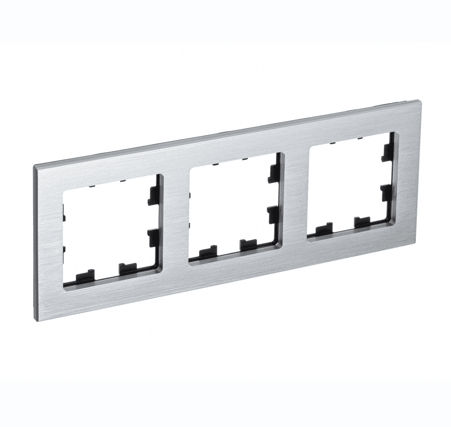 Рамка для выключателей и розеток Systeme (Schneider) Electric AtlasDesign Nature 3-местная ATN312103 (серебро)