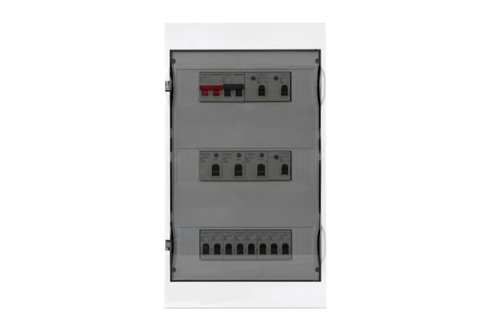 Бокс пластиковый навесной Systeme Electric City9 Box EZ9E312S2SRU, 3 ряда на 36 модулей, с прозрачной дверцей, IP40 - пример с установленным оборудованием