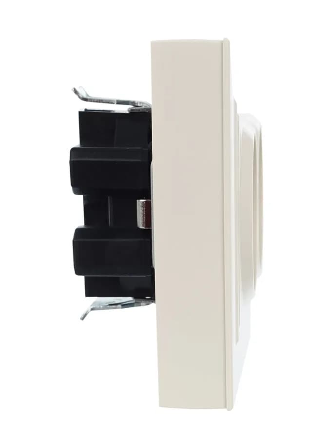 Розетка двойная с заземлением, защитными шторками и рамкой IEK BRITE BR-R24-16-K10-F (бежевый), фото 4