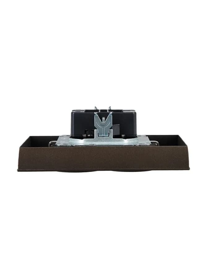 Розетка двойная с заземлением, защитными шторками и рамкой IEK BRITE BR-R24-16-K45-F (бронза), фото 2