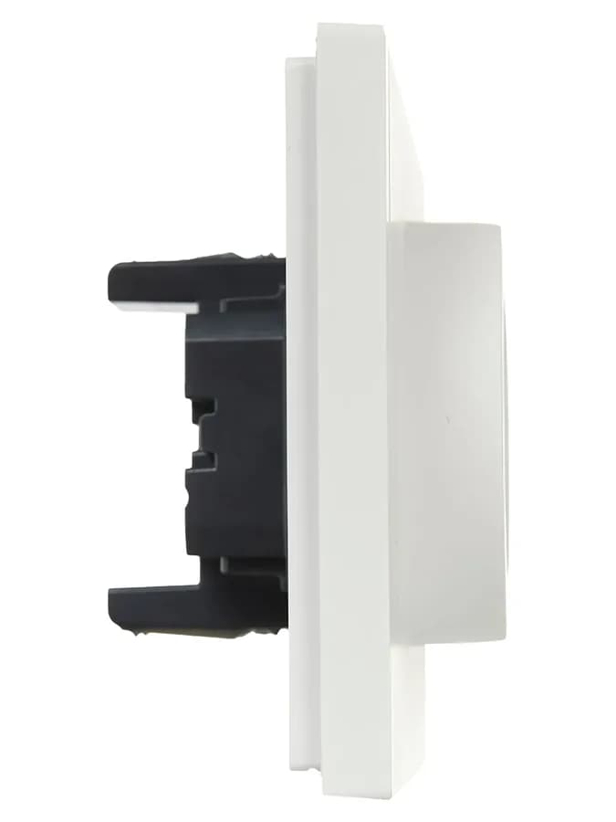 Розетка двойная с заземлением, защитными шторками и рамкой IEK FORTE&PIANO FP-R24-16-1-K01 (белый), фото 3