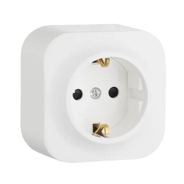 Розетка с заземлением Legrand Quteo 782211 (белый)