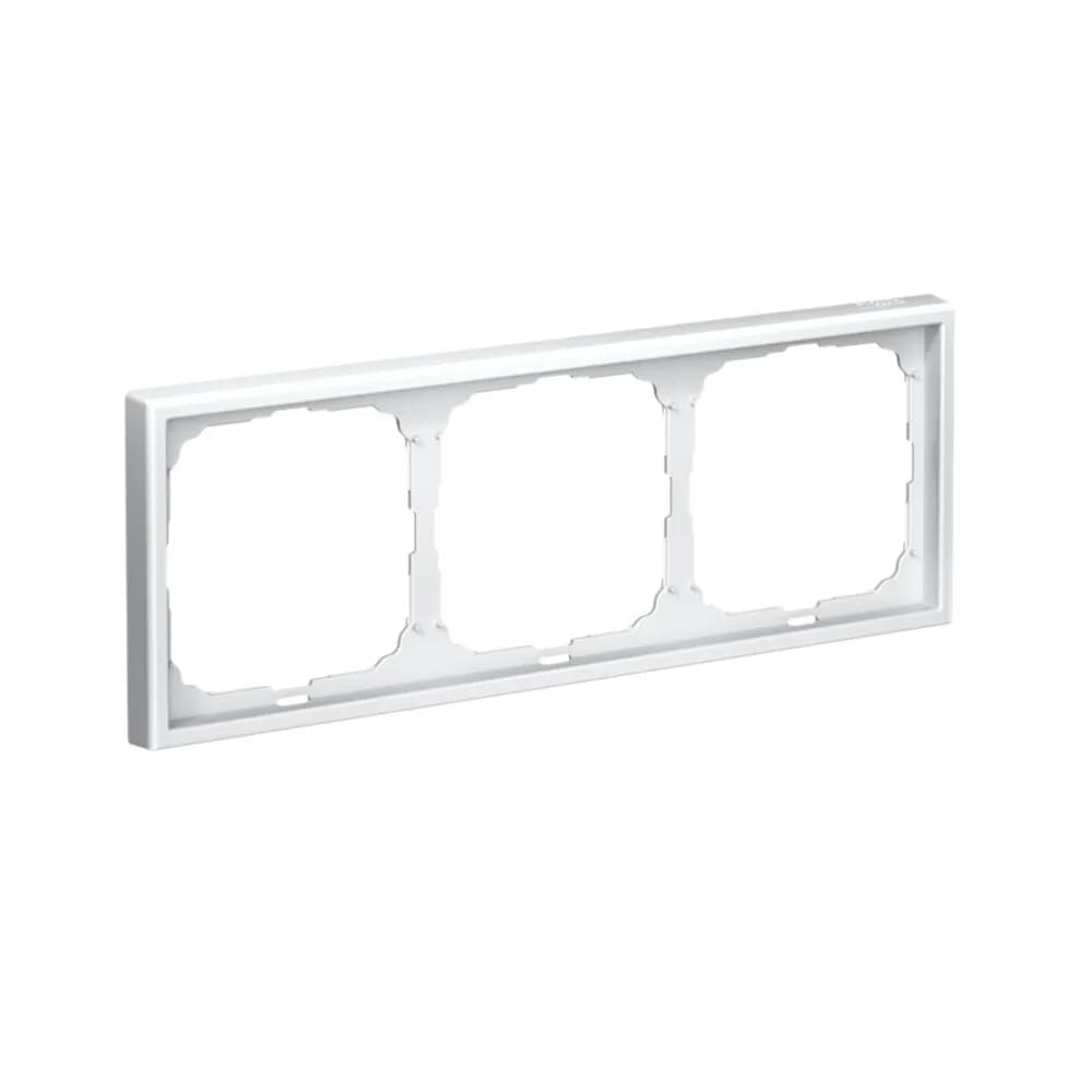 Дизайнерская рамка для трех выключателей или розеток Systeme Electric ArtGallery, белый цвет
